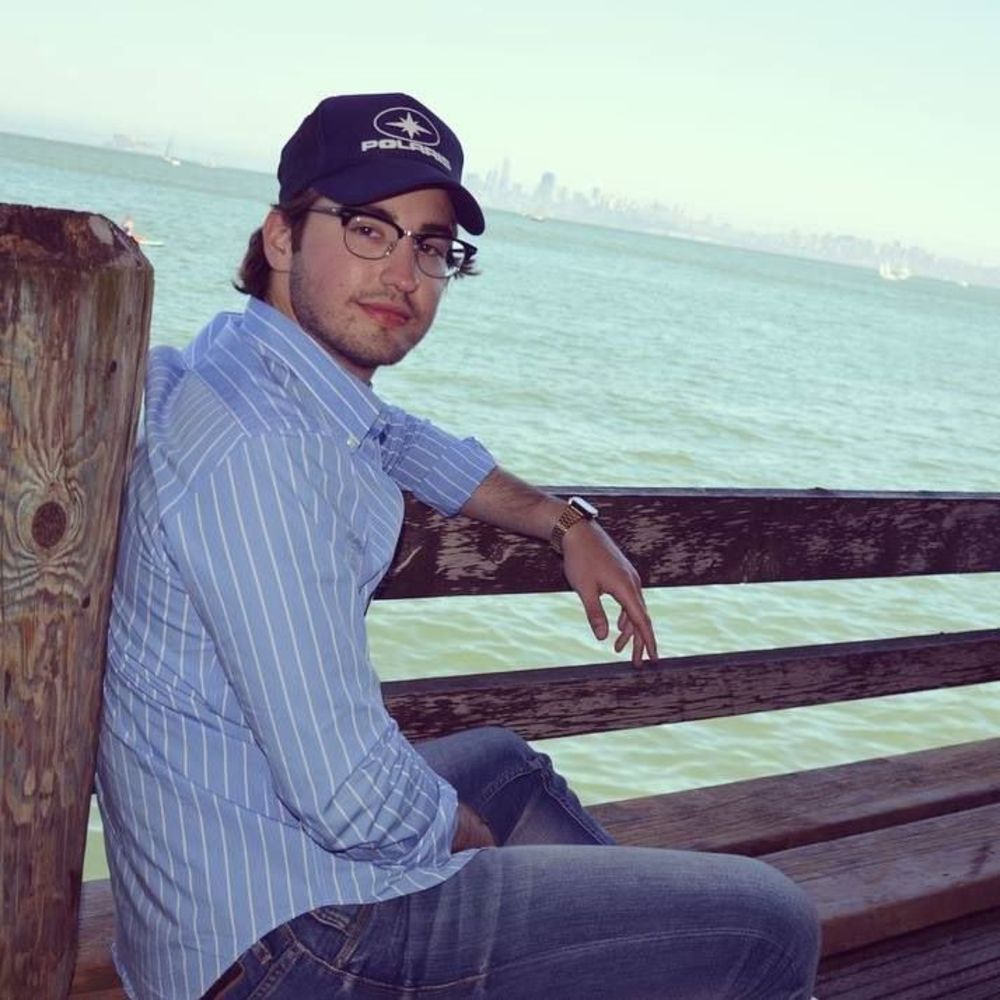 Meet your Posher, Jose daniel